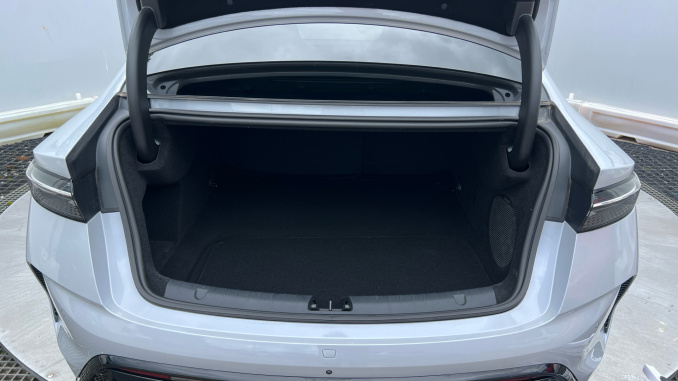 BYD Seal 230kW Design 83kWh 4dr Auto Electric Saloon - Image 4